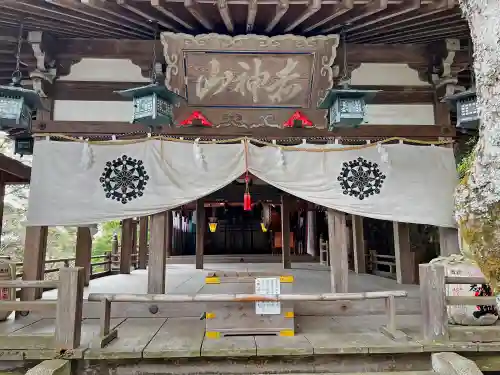 阿賀神社の本殿・本堂