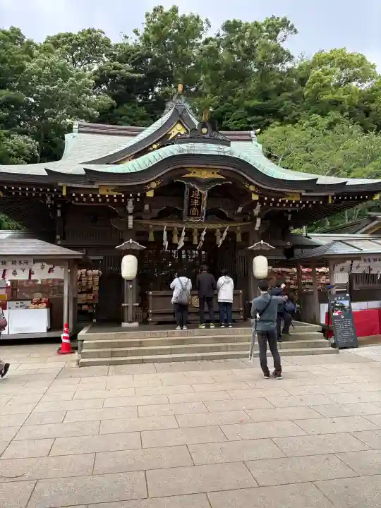 江島神社の{uncategorized: "未分類", other: "その他", undefined: "問題あり", building: "その他建物", grave: "お墓", sacred_gate: "鳥居", guardian: "狛犬", statue: "像", buddha: "仏像", history: "歴史", nature: "自然", garden: "庭園", animal: "動物", pagoda: "塔", temizu: "手水舎", mountain_gate: "山門・神門", sanctuary: "本殿・本堂", subordinate: "末社・摂社", art: "芸術", scenery: "景色", jizo: "地蔵", ema: "絵馬", goshuin: "御朱印", omikuji: "おみくじ", items: "授与品その他", amulet: "お守り", goshuincho: "御朱印帳", eats: "食事", festival: "お祭り", votive_dance: "神楽", shichigosan: "七五三参", wedding: "結婚式", experience: "体験その他", initially: "初詣", around: "周辺", anti_infection: "感染症対策"}