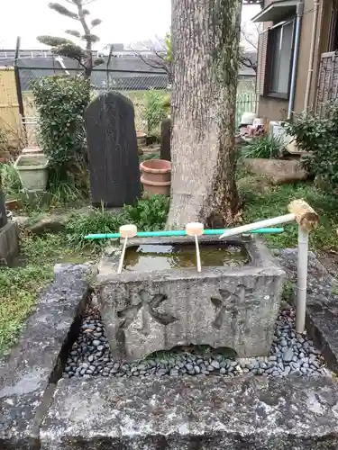 辯天寺の手水舎