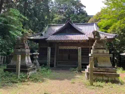 龍河神社の本殿・本堂