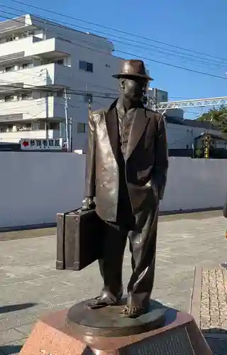 題経寺（柴又帝釈天）の像