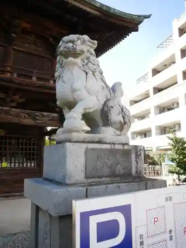 穴切大神社の狛犬