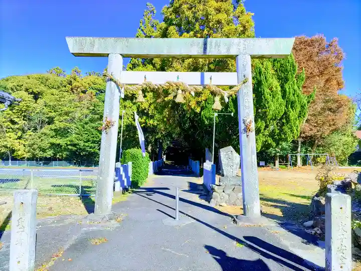 熊野社(塔野地東屋敷)の鳥居