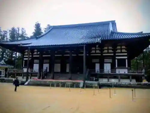 壇上伽藍の{uncategorized: "未分類", other: "その他", undefined: "問題あり", building: "その他建物", grave: "お墓", sacred_gate: "鳥居", guardian: "狛犬", statue: "像", buddha: "仏像", history: "歴史", nature: "自然", garden: "庭園", animal: "動物", pagoda: "塔", temizu: "手水舎", mountain_gate: "山門・神門", sanctuary: "本殿・本堂", subordinate: "末社・摂社", art: "芸術", scenery: "景色", jizo: "地蔵", ema: "絵馬", goshuin: "御朱印", omikuji: "おみくじ", items: "授与品その他", amulet: "お守り", goshuincho: "御朱印帳", eats: "食事", festival: "お祭り", votive_dance: "神楽", shichigosan: "七五三参", wedding: "結婚式", experience: "体験その他", initially: "初詣", around: "周辺", anti_infection: "感染症対策"}