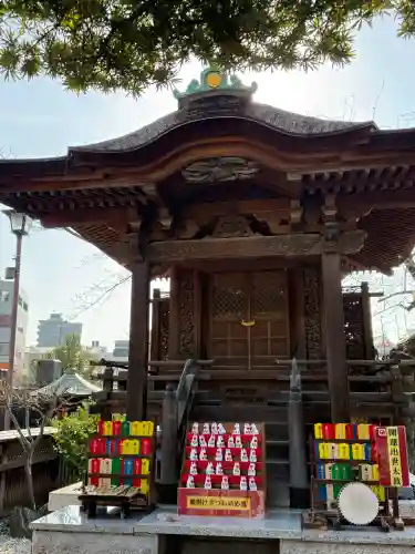 深川開運出世稲荷の{uncategorized: "未分類", other: "その他", undefined: "問題あり", building: "その他建物", grave: "お墓", sacred_gate: "鳥居", guardian: "狛犬", statue: "像", buddha: "仏像", history: "歴史", nature: "自然", garden: "庭園", animal: "動物", pagoda: "塔", temizu: "手水舎", mountain_gate: "山門・神門", sanctuary: "本殿・本堂", subordinate: "末社・摂社", art: "芸術", scenery: "景色", jizo: "地蔵", ema: "絵馬", goshuin: "御朱印", omikuji: "おみくじ", items: "授与品その他", amulet: "お守り", goshuincho: "御朱印帳", eats: "食事", festival: "お祭り", votive_dance: "神楽", shichigosan: "七五三参", wedding: "結婚式", experience: "体験その他", initially: "初詣", around: "周辺", anti_infection: "感染症対策"}