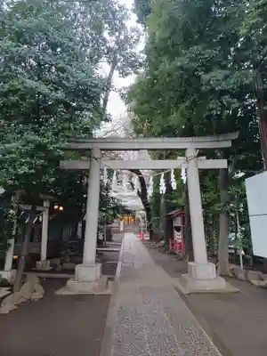 神明氷川神社の鳥居