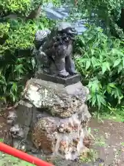 薬師神社の狛犬