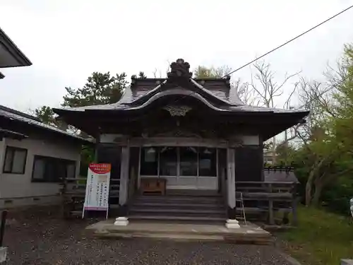 八幡神社の本殿・本堂