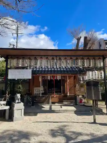 白峯神宮の{uncategorized: "未分類", other: "その他", undefined: "問題あり", building: "その他建物", grave: "お墓", sacred_gate: "鳥居", guardian: "狛犬", statue: "像", buddha: "仏像", history: "歴史", nature: "自然", garden: "庭園", animal: "動物", pagoda: "塔", temizu: "手水舎", mountain_gate: "山門・神門", sanctuary: "本殿・本堂", subordinate: "末社・摂社", art: "芸術", scenery: "景色", jizo: "地蔵", ema: "絵馬", goshuin: "御朱印", omikuji: "おみくじ", items: "授与品その他", amulet: "お守り", goshuincho: "御朱印帳", eats: "食事", festival: "お祭り", votive_dance: "神楽", shichigosan: "七五三参", wedding: "結婚式", experience: "体験その他", initially: "初詣", around: "周辺", anti_infection: "感染症対策"}