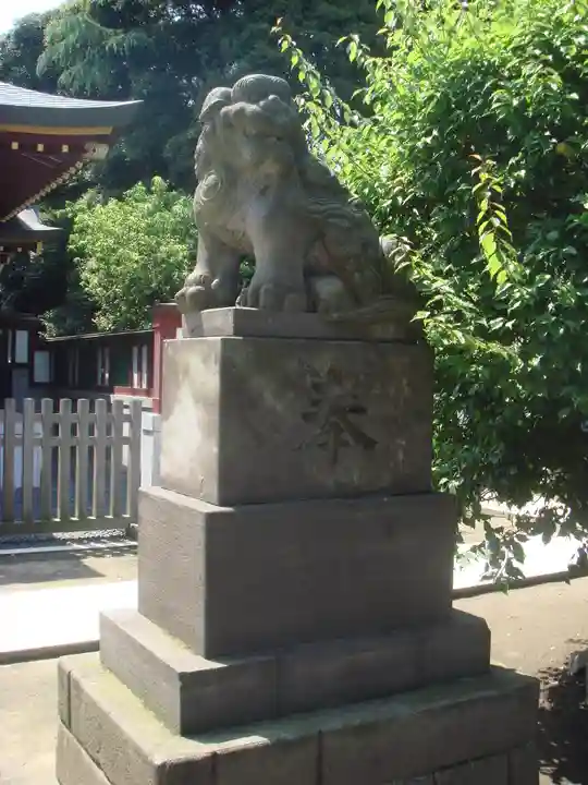 薭田神社の狛犬