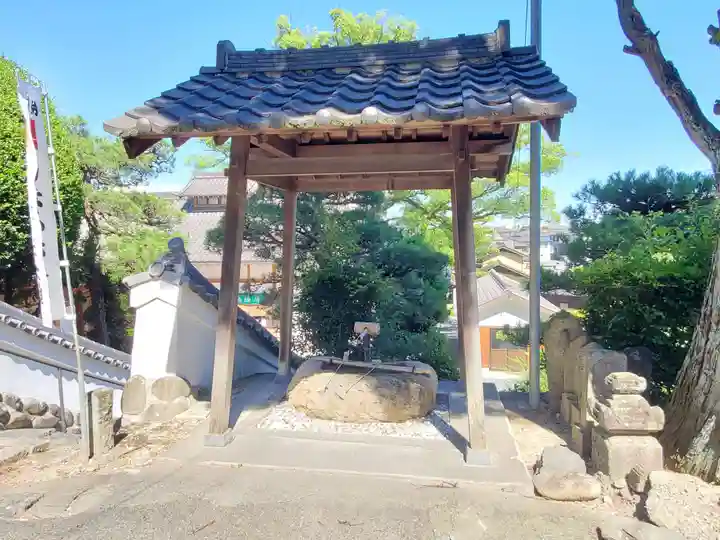 栖光院の手水舎