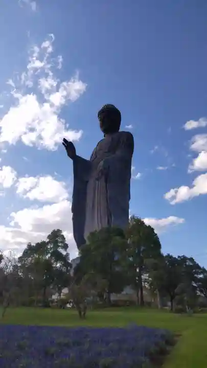 東本願寺本廟 牛久浄苑(牛久大仏)(茨城県)