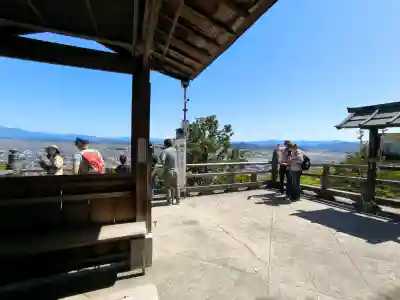 阿賀神社の{uncategorized: "未分類", other: "その他", undefined: "問題あり", building: "その他建物", grave: "お墓", sacred_gate: "鳥居", guardian: "狛犬", statue: "像", buddha: "仏像", history: "歴史", nature: "自然", garden: "庭園", animal: "動物", pagoda: "塔", temizu: "手水舎", mountain_gate: "山門・神門", sanctuary: "本殿・本堂", subordinate: "末社・摂社", art: "芸術", scenery: "景色", jizo: "地蔵", ema: "絵馬", goshuin: "御朱印", omikuji: "おみくじ", items: "授与品その他", amulet: "お守り", goshuincho: "御朱印帳", eats: "食事", festival: "お祭り", votive_dance: "神楽", shichigosan: "七五三参", wedding: "結婚式", experience: "体験その他", initially: "初詣", around: "周辺", anti_infection: "感染症対策"}