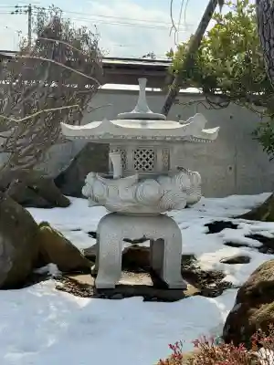 妙見寺の{uncategorized: "未分類", other: "その他", undefined: "問題あり", building: "その他建物", grave: "お墓", sacred_gate: "鳥居", guardian: "狛犬", statue: "像", buddha: "仏像", history: "歴史", nature: "自然", garden: "庭園", animal: "動物", pagoda: "塔", temizu: "手水舎", mountain_gate: "山門・神門", sanctuary: "本殿・本堂", subordinate: "末社・摂社", art: "芸術", scenery: "景色", jizo: "地蔵", ema: "絵馬", goshuin: "御朱印", omikuji: "おみくじ", items: "授与品その他", amulet: "お守り", goshuincho: "御朱印帳", eats: "食事", festival: "お祭り", votive_dance: "神楽", shichigosan: "七五三参", wedding: "結婚式", experience: "体験その他", initially: "初詣", around: "周辺", anti_infection: "感染症対策"}