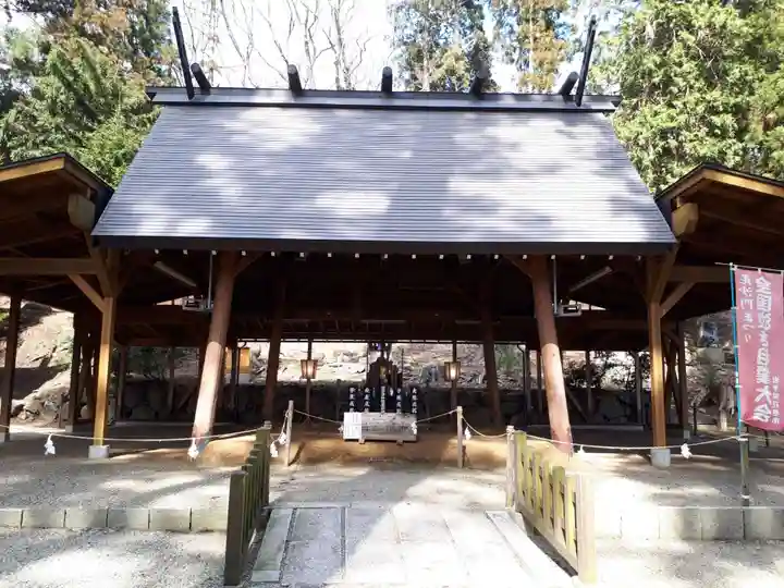 熊野神社の本殿・本堂