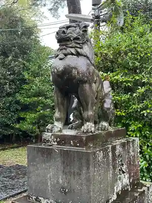 忍　諏訪神社・東照宮　の狛犬