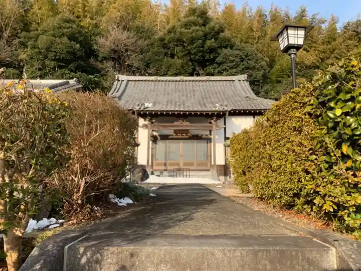 南藏寺の本殿・本堂