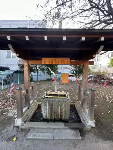 堀之内南八幡宮の手水