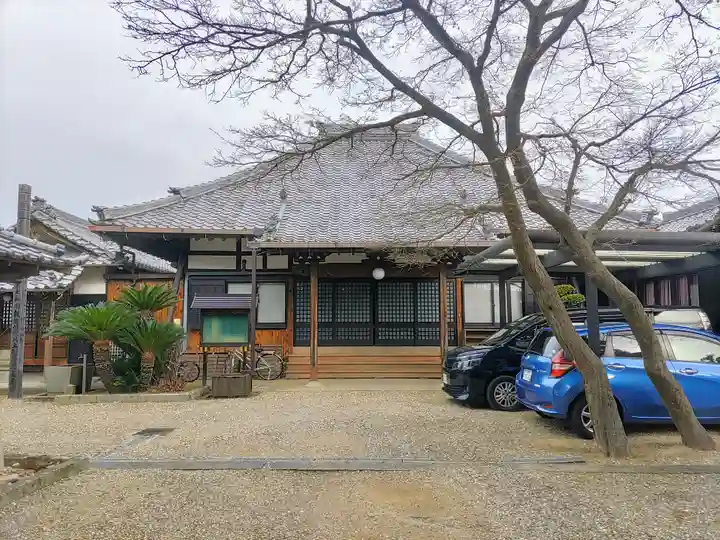 宝蔵寺の本殿・本堂