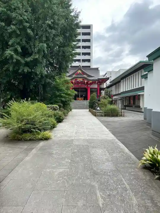 成子天神社の本殿・本堂
