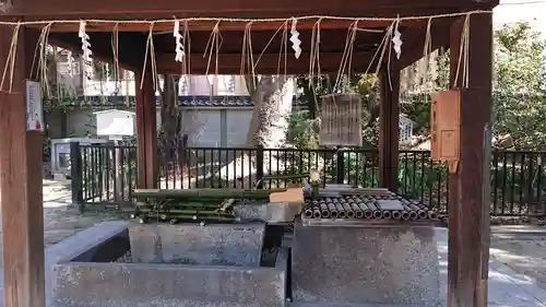 白峯神宮の手水舎