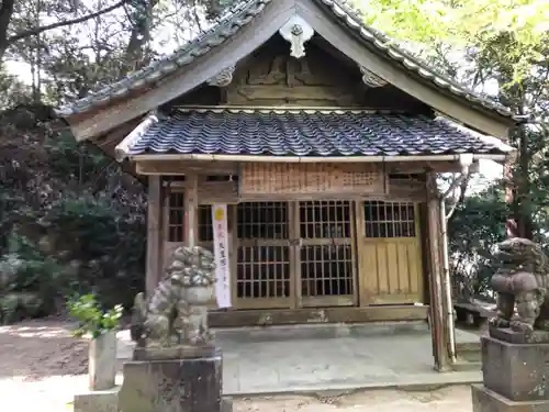 荒穂神社の本殿