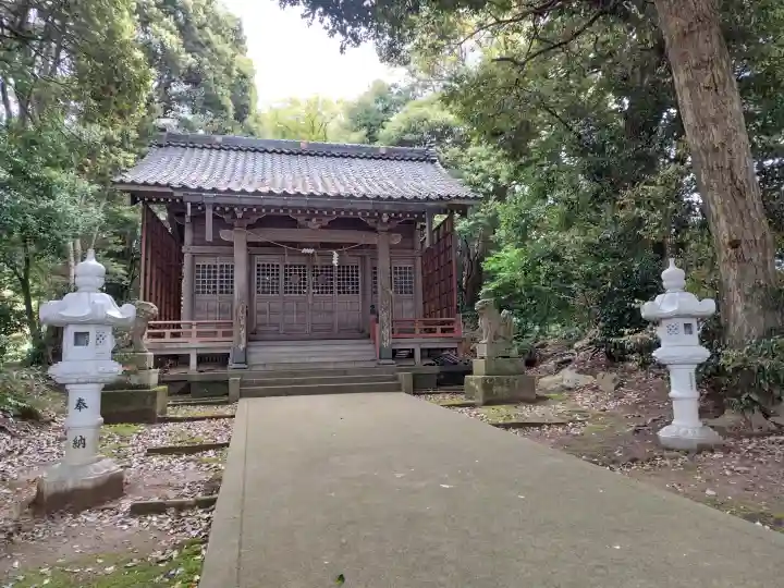 大穴持像石神社の{uncategorized: "未分類", other: "その他", undefined: "問題あり", building: "その他建物", grave: "お墓", sacred_gate: "鳥居", guardian: "狛犬", statue: "像", buddha: "仏像", history: "歴史", nature: "自然", garden: "庭園", animal: "動物", pagoda: "塔", temizu: "手水舎", mountain_gate: "山門・神門", sanctuary: "本殿・本堂", subordinate: "末社・摂社", art: "芸術", scenery: "景色", jizo: "地蔵", ema: "絵馬", goshuin: "御朱印", omikuji: "おみくじ", items: "授与品その他", amulet: "お守り", goshuincho: "御朱印帳", eats: "食事", festival: "お祭り", votive_dance: "神楽", shichigosan: "七五三参", wedding: "結婚式", experience: "体験その他", initially: "初詣", around: "周辺", anti_infection: "感染症対策"}