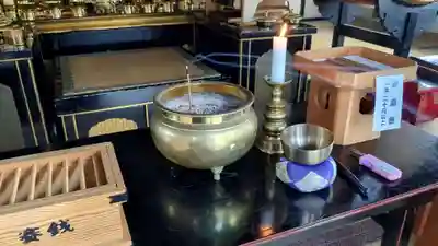 眞久寺六角堂の本殿・本堂