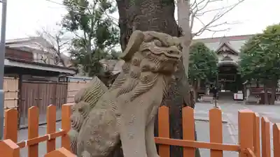 嶺御嶽神社の狛犬