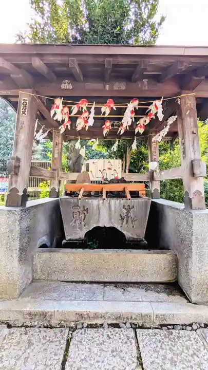 鳩ヶ谷氷川神社の手水舎