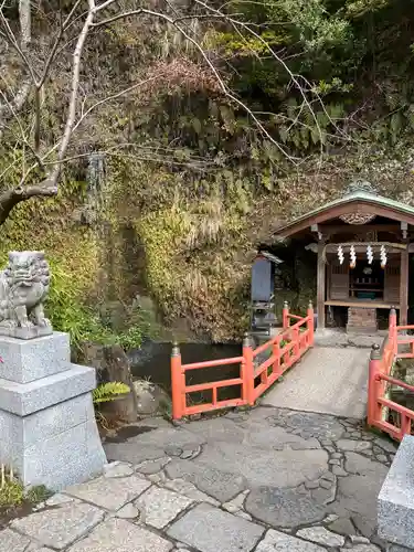 銭洗弁財天宇賀福神社(神奈川県)