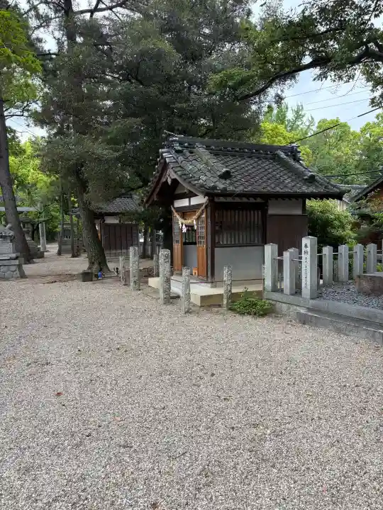 小垣江神明神社の{uncategorized: "未分類", other: "その他", undefined: "問題あり", building: "その他建物", grave: "お墓", sacred_gate: "鳥居", guardian: "狛犬", statue: "像", buddha: "仏像", history: "歴史", nature: "自然", garden: "庭園", animal: "動物", pagoda: "塔", temizu: "手水舎", mountain_gate: "山門・神門", sanctuary: "本殿・本堂", subordinate: "末社・摂社", art: "芸術", scenery: "景色", jizo: "地蔵", ema: "絵馬", goshuin: "御朱印", omikuji: "おみくじ", items: "授与品その他", amulet: "お守り", goshuincho: "御朱印帳", eats: "食事", festival: "お祭り", votive_dance: "神楽", shichigosan: "七五三参", wedding: "結婚式", experience: "体験その他", initially: "初詣", around: "周辺", anti_infection: "感染症対策"}