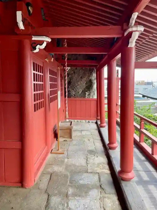 韮崎窟観音(山梨県)