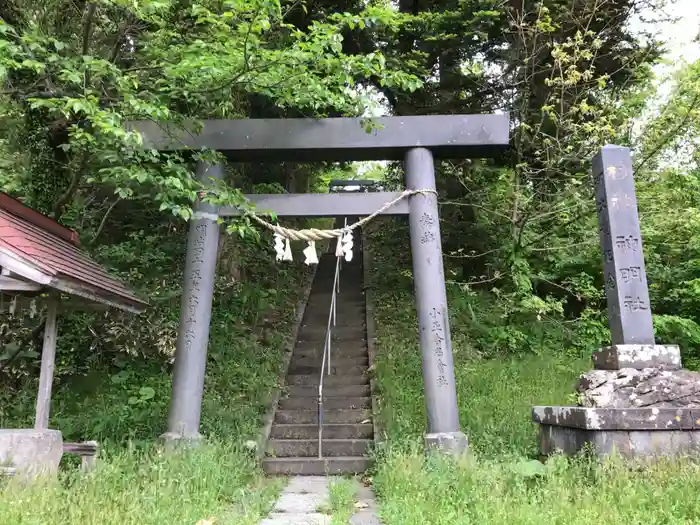 神明社の鳥居