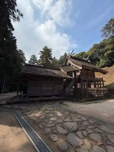 神魂神社の{uncategorized: "未分類", other: "その他", undefined: "問題あり", building: "その他建物", grave: "お墓", sacred_gate: "鳥居", guardian: "狛犬", statue: "像", buddha: "仏像", history: "歴史", nature: "自然", garden: "庭園", animal: "動物", pagoda: "塔", temizu: "手水舎", mountain_gate: "山門・神門", sanctuary: "本殿・本堂", subordinate: "末社・摂社", art: "芸術", scenery: "景色", jizo: "地蔵", ema: "絵馬", goshuin: "御朱印", omikuji: "おみくじ", items: "授与品その他", amulet: "お守り", goshuincho: "御朱印帳", eats: "食事", festival: "お祭り", votive_dance: "神楽", shichigosan: "七五三参", wedding: "結婚式", experience: "体験その他", initially: "初詣", around: "周辺", anti_infection: "感染症対策"}
