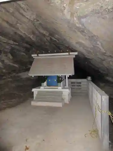 船越鉈切神社の本殿・本堂