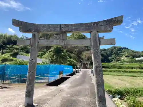 高田神社の鳥居