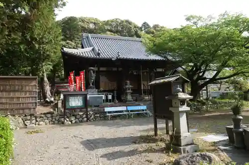 神願寺の本殿