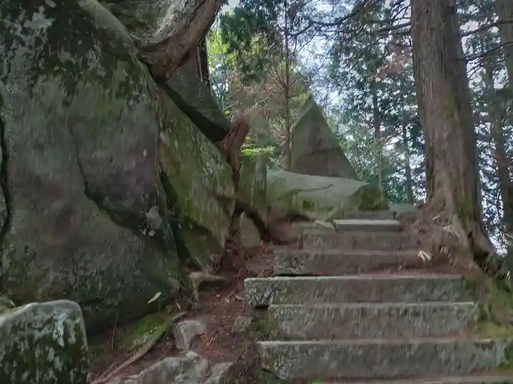 加波山三枝祇神社本宮(茨城県)