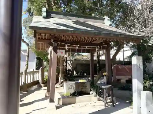 柏諏訪神社の手水舎