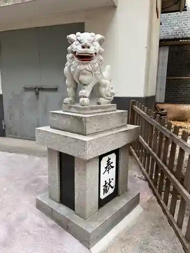 銀杏岡八幡神社の狛犬