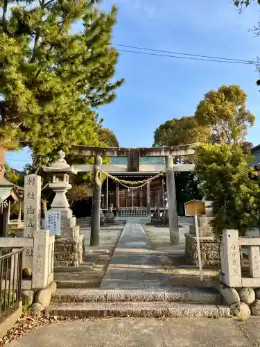 白山神社の{uncategorized: "未分類", other: "その他", undefined: "問題あり", building: "その他建物", grave: "お墓", sacred_gate: "鳥居", guardian: "狛犬", statue: "像", buddha: "仏像", history: "歴史", nature: "自然", garden: "庭園", animal: "動物", pagoda: "塔", temizu: "手水舎", mountain_gate: "山門・神門", sanctuary: "本殿・本堂", subordinate: "末社・摂社", art: "芸術", scenery: "景色", jizo: "地蔵", ema: "絵馬", goshuin: "御朱印", omikuji: "おみくじ", items: "授与品その他", amulet: "お守り", goshuincho: "御朱印帳", eats: "食事", festival: "お祭り", votive_dance: "神楽", shichigosan: "七五三参", wedding: "結婚式", experience: "体験その他", initially: "初詣", around: "周辺", anti_infection: "感染症対策"}