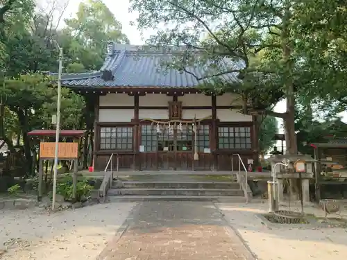 高牟神社（瀬古）の本殿・本堂