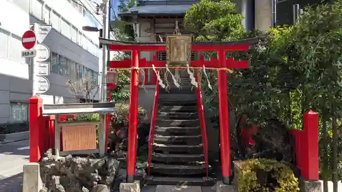 講武稲荷神社の鳥居