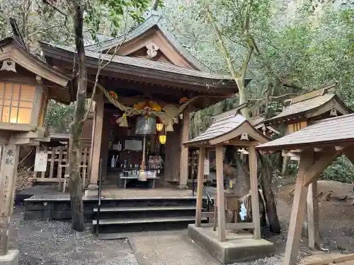 八大龍王水神の{uncategorized: "未分類", other: "その他", undefined: "問題あり", building: "その他建物", grave: "お墓", sacred_gate: "鳥居", guardian: "狛犬", statue: "像", buddha: "仏像", history: "歴史", nature: "自然", garden: "庭園", animal: "動物", pagoda: "塔", temizu: "手水舎", mountain_gate: "山門・神門", sanctuary: "本殿・本堂", subordinate: "末社・摂社", art: "芸術", scenery: "景色", jizo: "地蔵", ema: "絵馬", goshuin: "御朱印", omikuji: "おみくじ", items: "授与品その他", amulet: "お守り", goshuincho: "御朱印帳", eats: "食事", festival: "お祭り", votive_dance: "神楽", shichigosan: "七五三参", wedding: "結婚式", experience: "体験その他", initially: "初詣", around: "周辺", anti_infection: "感染症対策"}