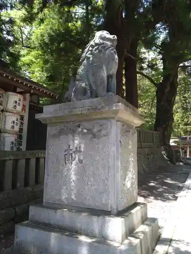 諏訪大社下社春宮(長野県)