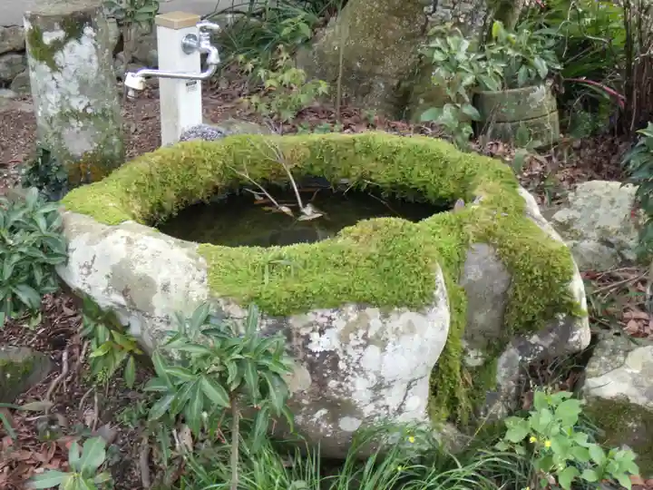 常現寺の手水舎