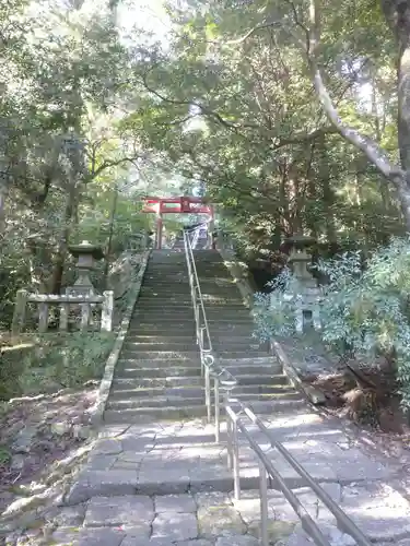 柞原八幡宮の建物その他