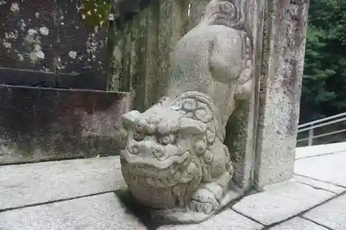 伊奈波神社の狛犬