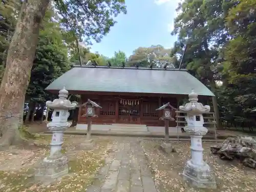 神明神社の本殿